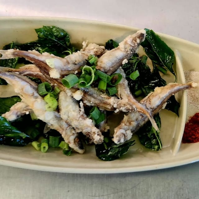 Salt & Pepper Fried Egg Fish 鹹酥多春魚.