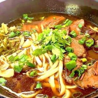 Beef Noodle Soup 經典紅燒湯麵       