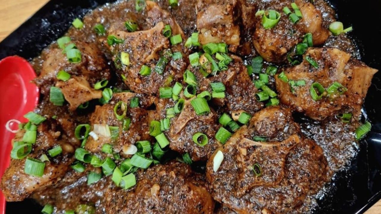 House Special Oxtail (Original Flavor) 原味牛尾.