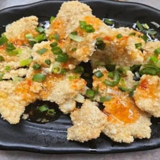 Sweet & Sour Fish Chips 甜酸魚片