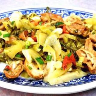 Pickled Cabbage Stir Fry Intestines 酸菜炒大腸
