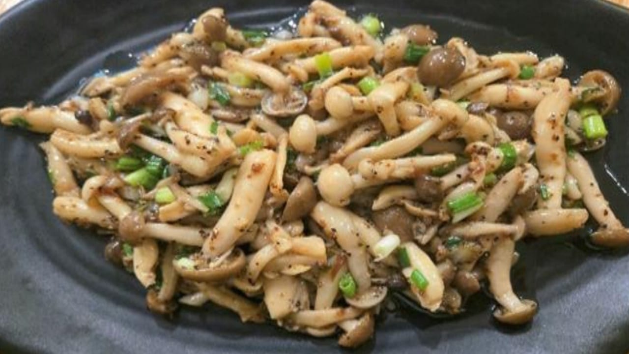 Pepper Sauce Mushrooms 黑胡椒蘑菇.
