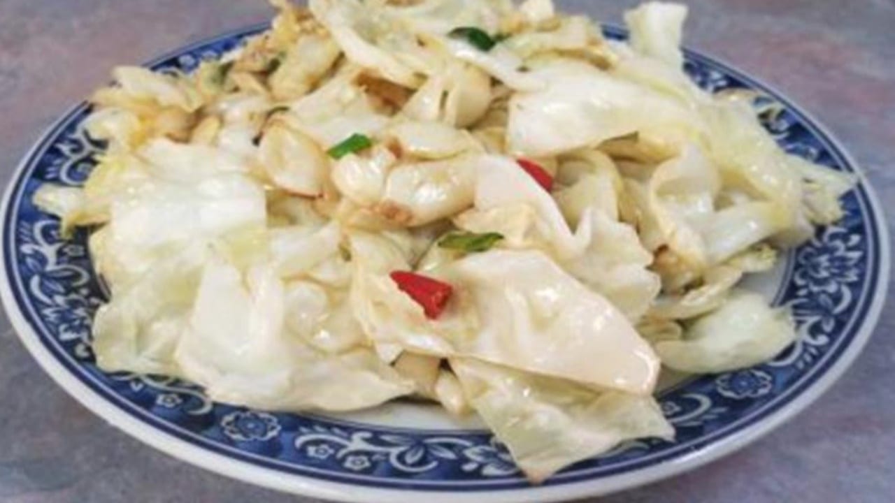 Garlic Cabbage 蒜蓉包菜.
