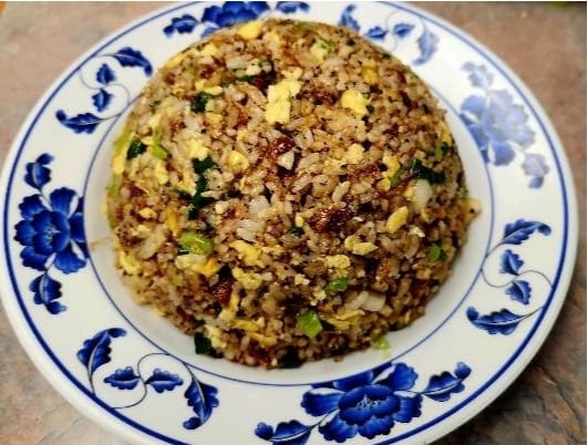 Plain Night Market Fried Rice 夜市炒饭.